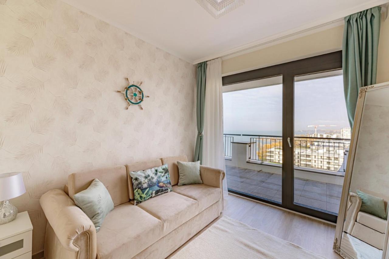 Myflat Lux Penthouse Apartment *